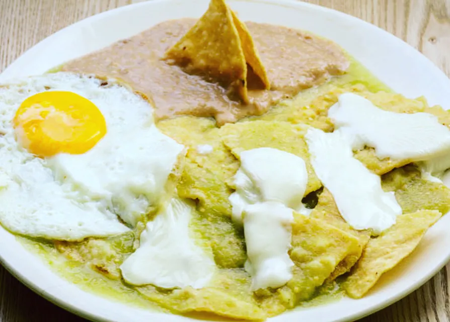 Chilaquiles Con Huevo