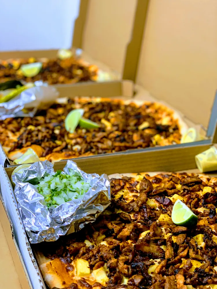 Original Pizza Al Pastor